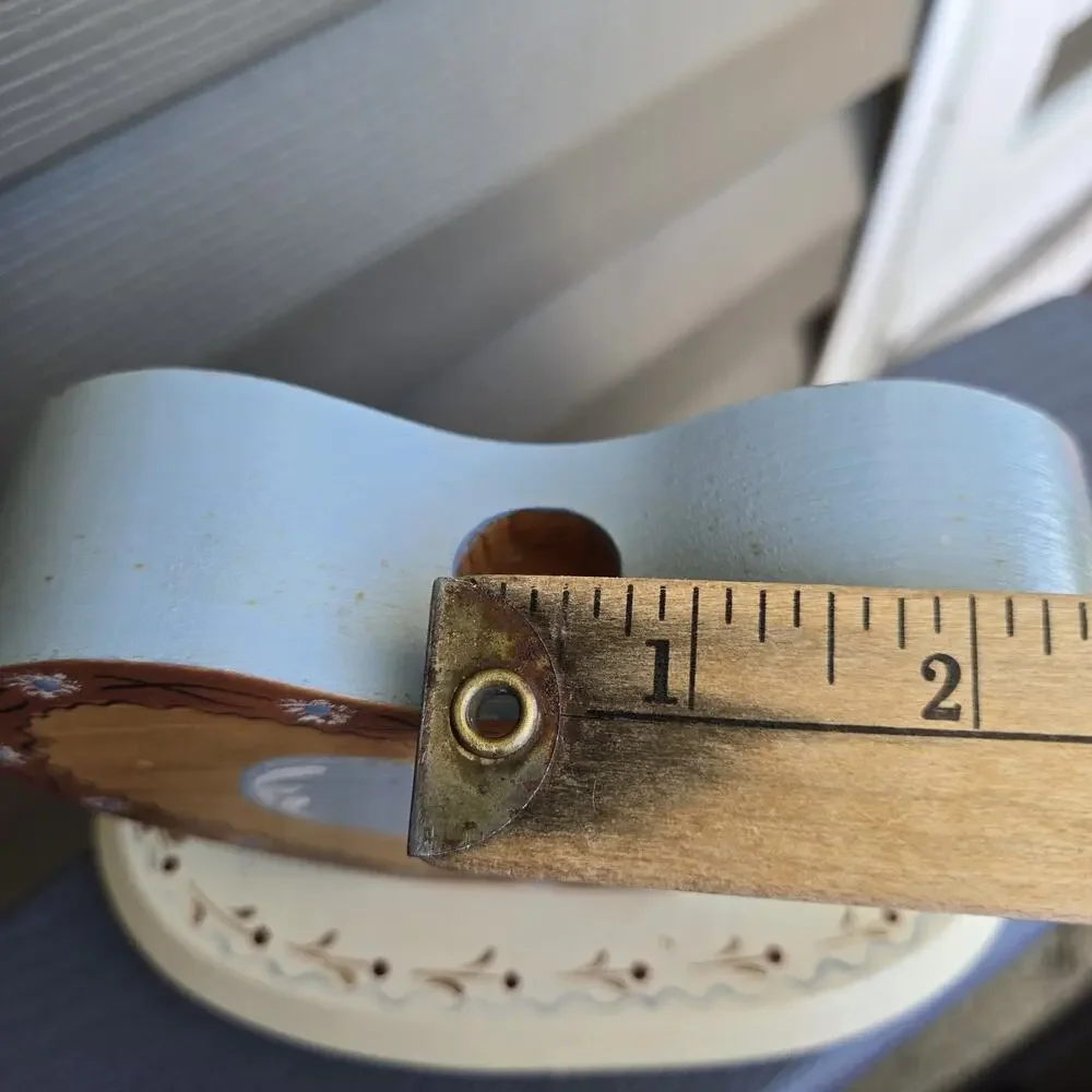 VTG Folk Art WoodCandle Holder Hand Painted Country Cottage Romantic‎ Heart
